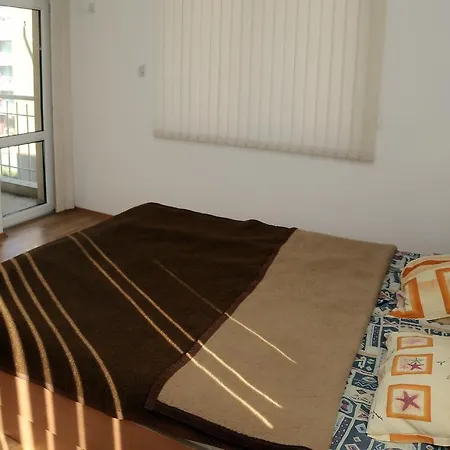 Apartment Kirovi Primorsko